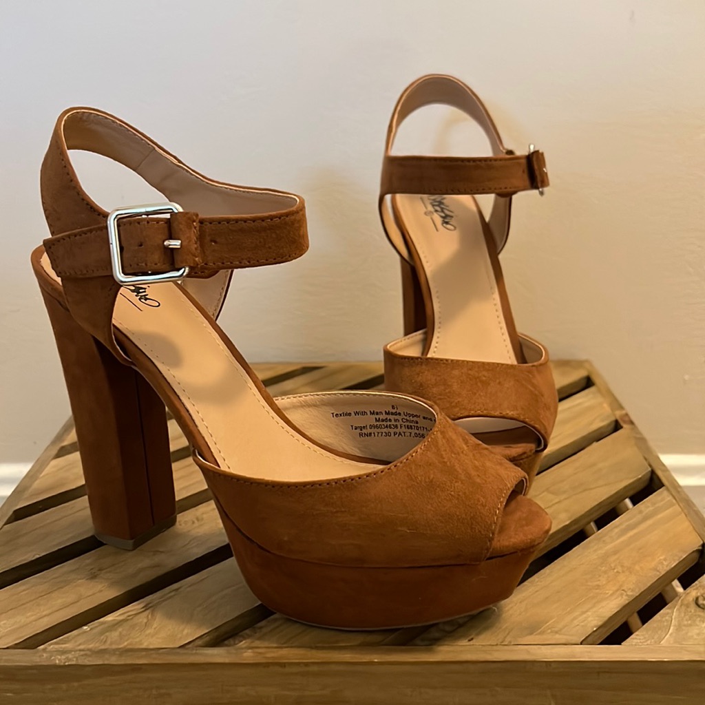 Mossimo Coco Heels